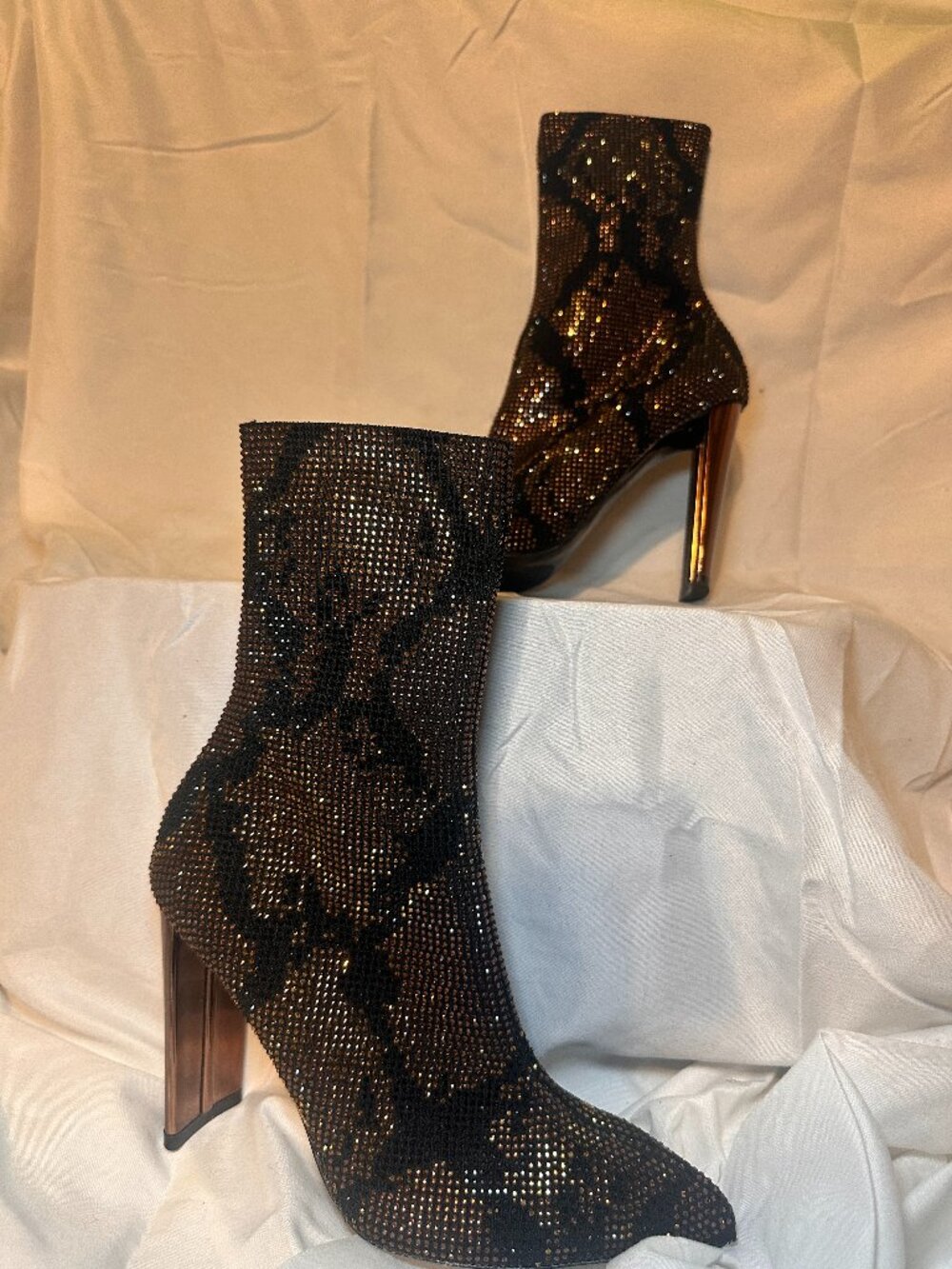 ALDO Black Rhinestone Sock Ankle Boots Pointed Toe Women's 7.5